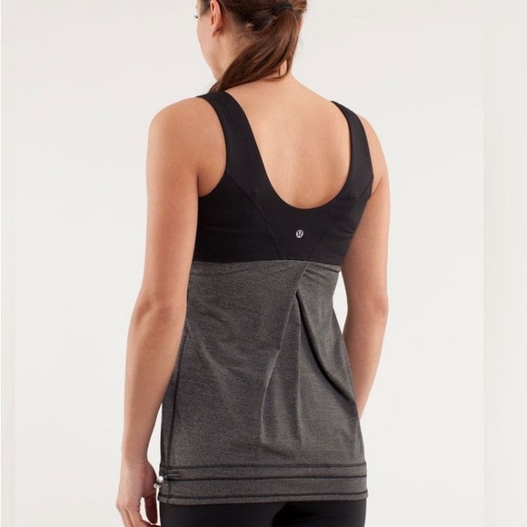 Lululemon Run: Tame Me Tank Top  Black Size 8 - Picture 2 of 8